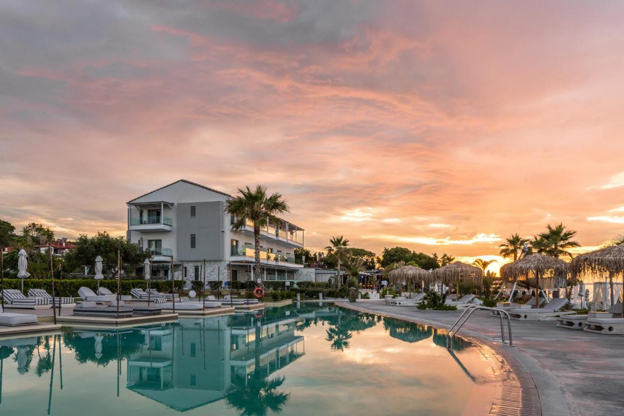 Blue Carpet Luxury Suites Pefkochori Zewnętrze zdjęcie